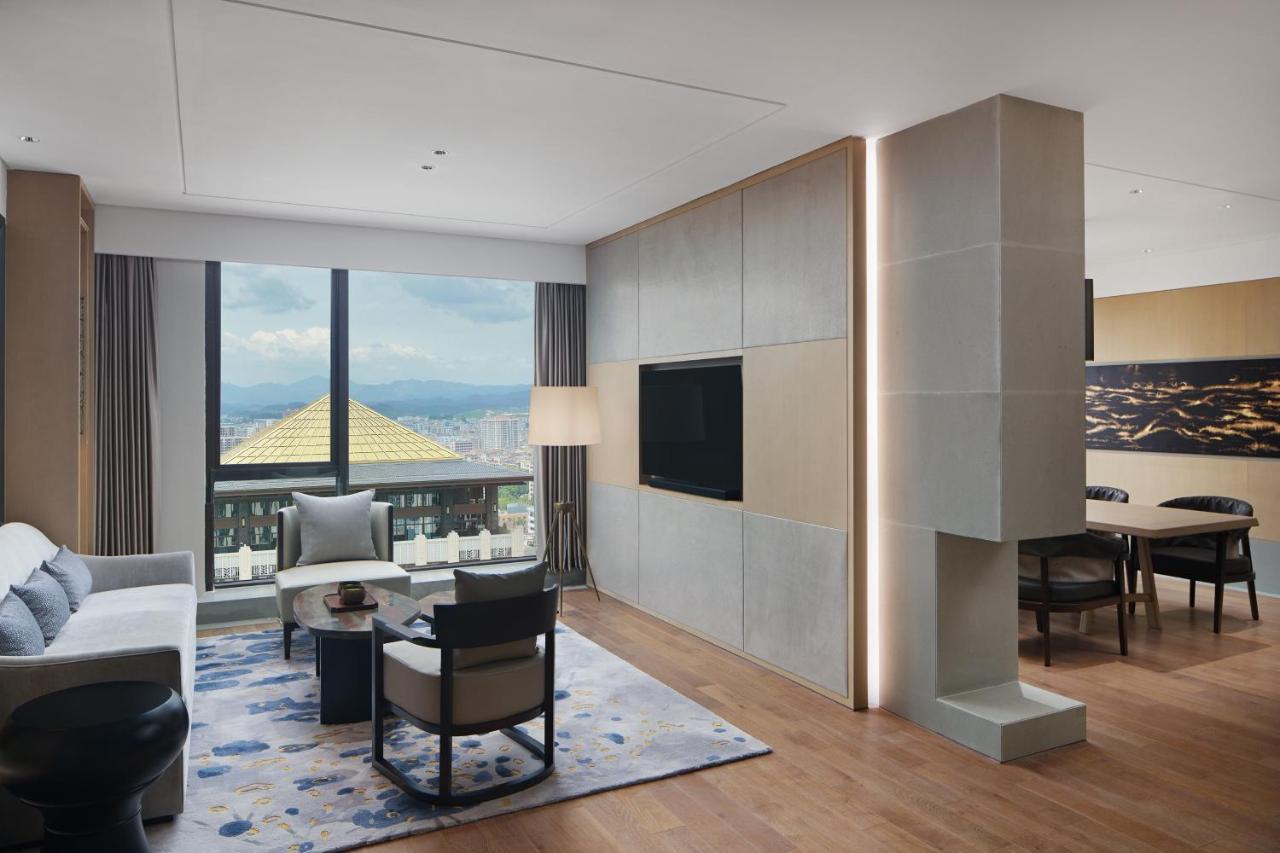 Sheraton Yunfu Xinxing Hotel المظهر الخارجي الصورة