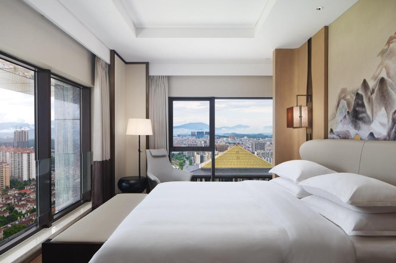 Sheraton Yunfu Xinxing Hotel المظهر الخارجي الصورة